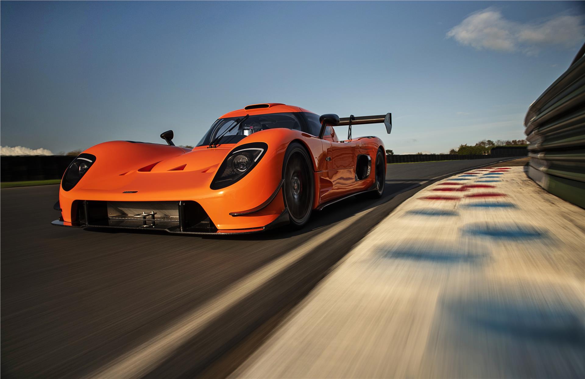The New Ultima RS