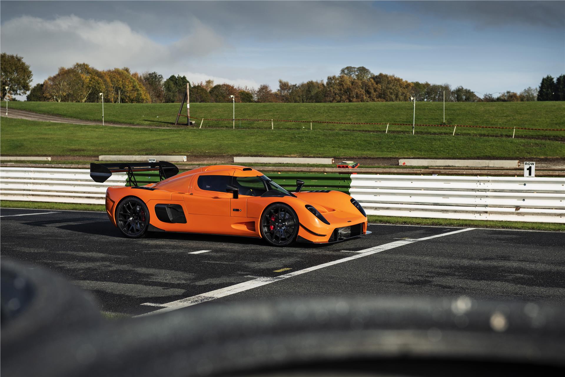 Ultima RS Bodywork / Wheel Colour Configurator