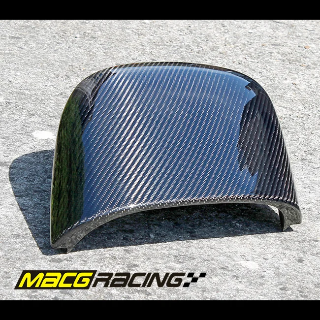 Carbon-fibre side scoop shown off the car