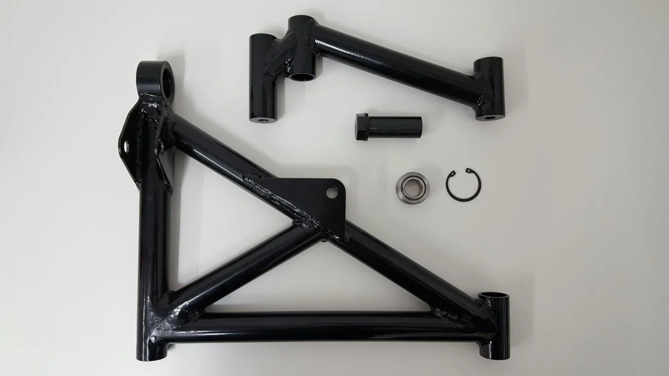 Rear upper and lower wishbones with mounting hardware