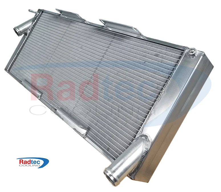 Ultima 62 mm aluminium radiator viewed from the opposite upper corner.
