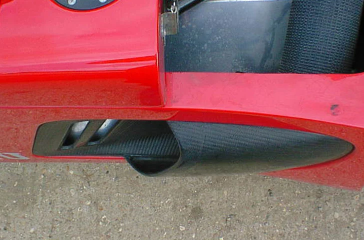 Lower profile of the fitted passenger-side intake and its internal duct outlet.