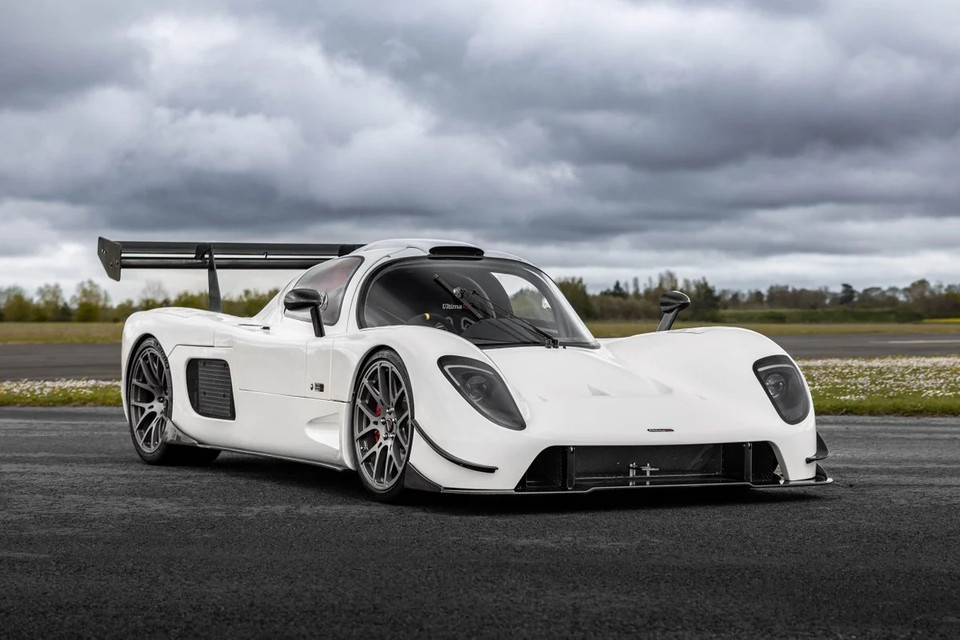 Lead advert photograph for 2023 Ultima RS on Car & Classic