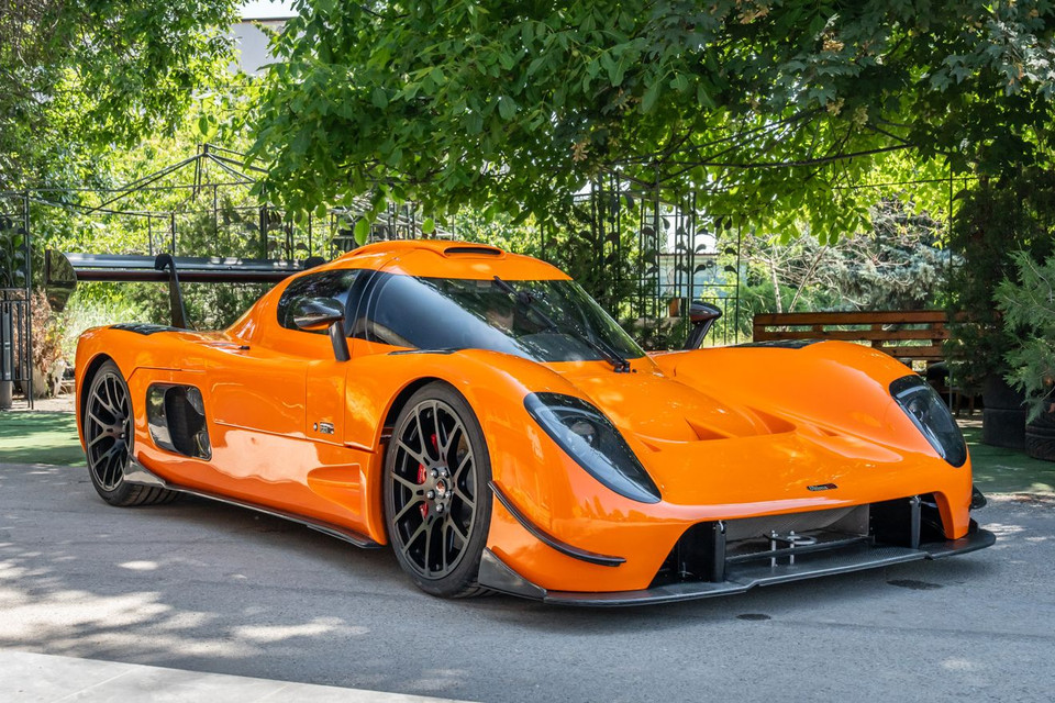 Lead advert photograph for 2023 Ultima RS on CLASSIC.COM
