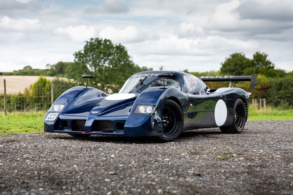 Lead advert photograph for 2002 ULTIMA GTR on CLASSIC.COM