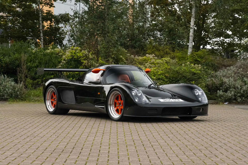 Lead advert photograph for 2005 Ultima GTR on Iconic Auctioneers