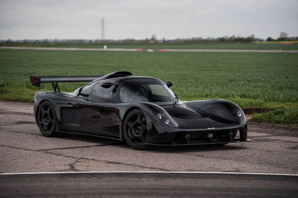 Lead advert photograph for 2006 Ultima GTR on Iconic Auctioneers