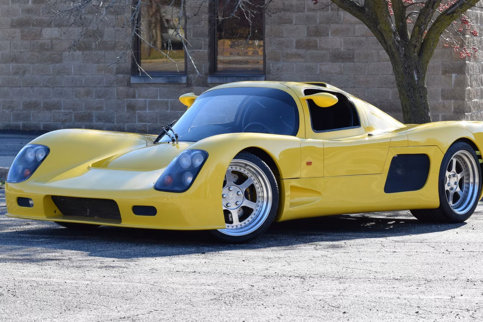 Lead advert photograph for 2000 Ultima GTR Coupe on Mecum